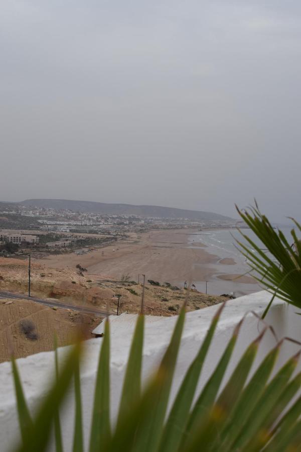 Hotel Sunny Wave Taghazout Surf & Yoga Exterior foto